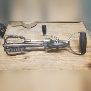 Vintage 1950 Oekcoo Egg Beater Hand Mixer